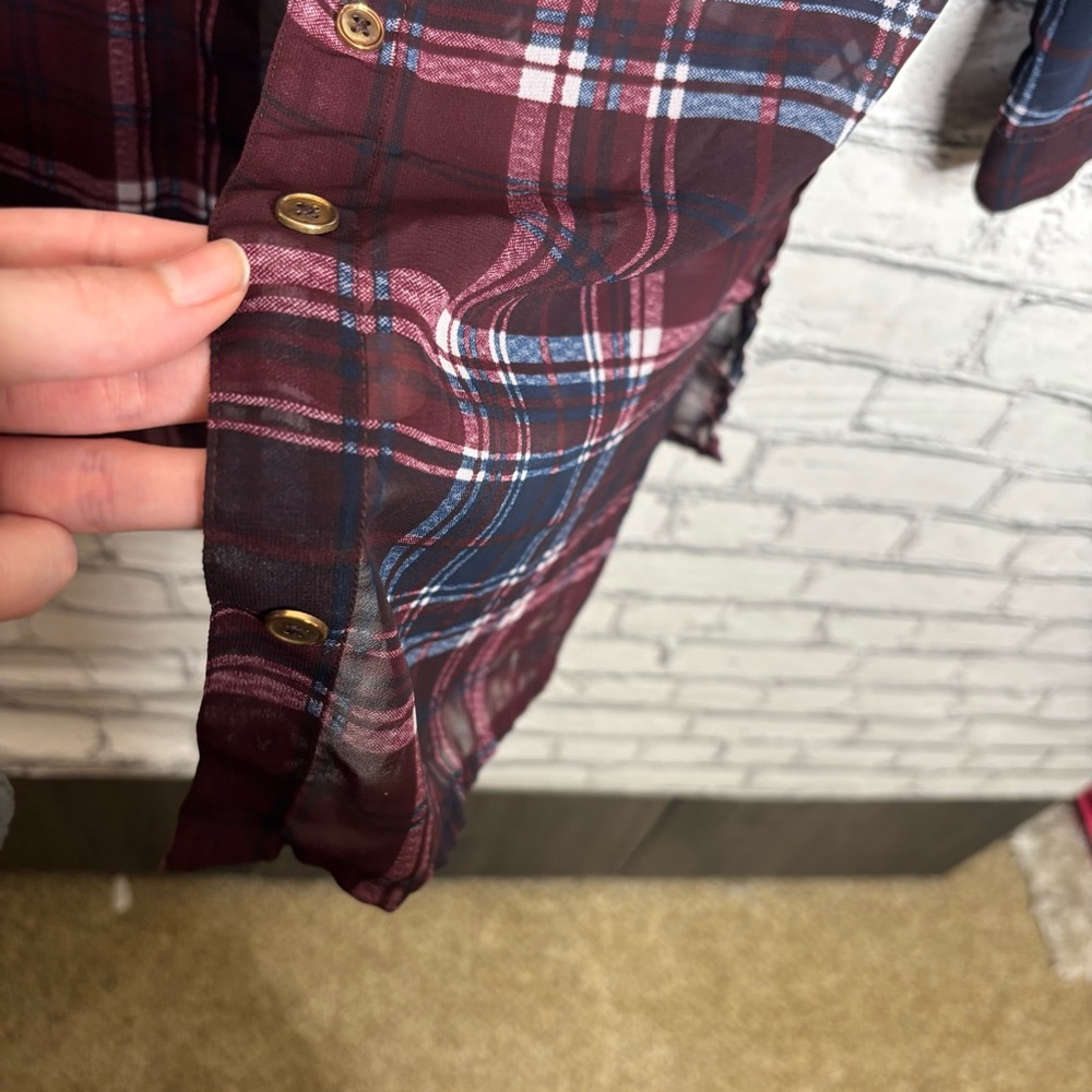 *🌼3/$30🌼Charlotte Russe Plaid Sheer Button Down Top Size Small - Picture 6 of 16